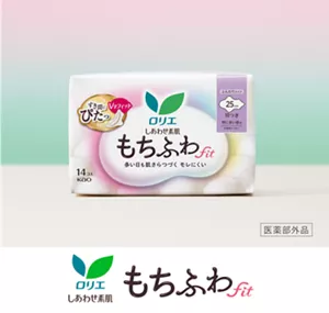 ロリエの生理用ナプキン、しあわせ素肌 ふんわりfitの商品ビジュアル。