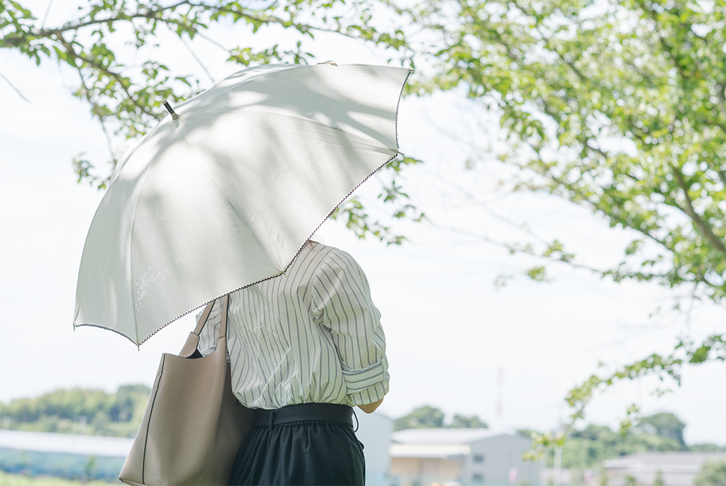 一年中uvケア 日焼け止めの効果的な塗り方 塗り直しのポイント 応援 くらしのキレイ 花王 くらしの研究 一年中uvケア 日焼け止めの効果的な塗り方 塗り直しのポイント 応援 くらしのキレイ 花王 くらしの研究