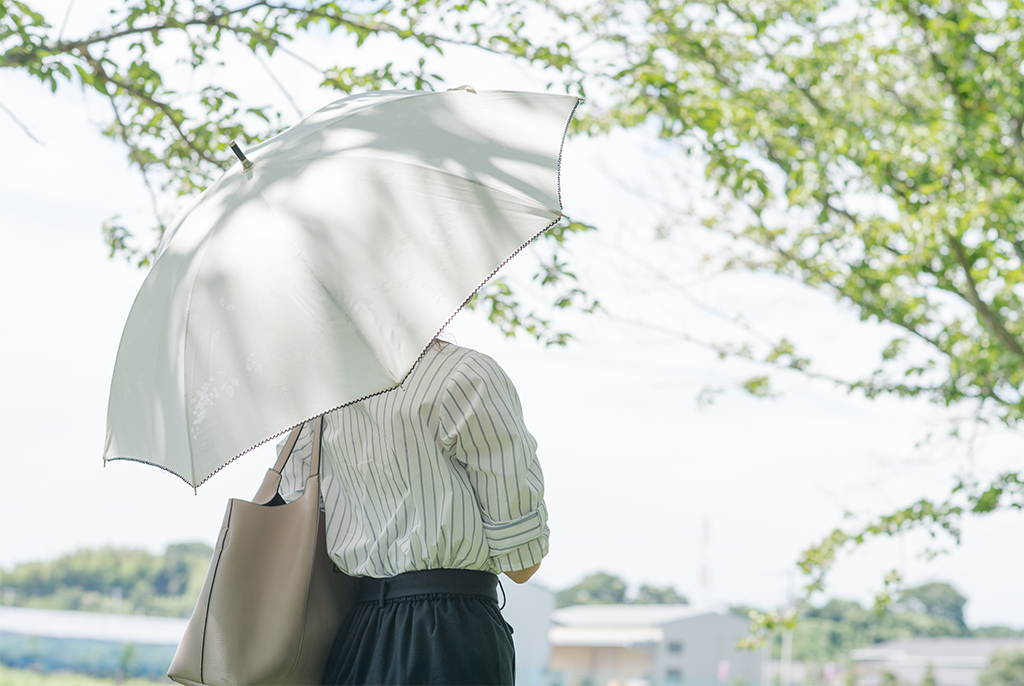 一年中uvケア 日焼け止めの効果的な塗り方 塗り直しのポイント 応援 くらしのキレイ 花王 くらしの研究