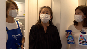 写真　洗濯物にアタック 消臭ストロングジェル、リセッシュ除菌EX消臭ストロングを使用