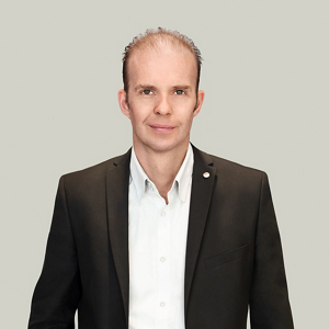 Dominic_Retouched_2000x2000px