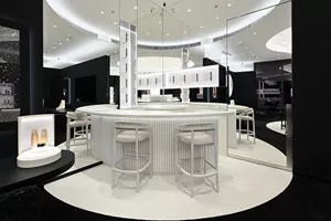 Image of the "Omotenashi Bar" in the store