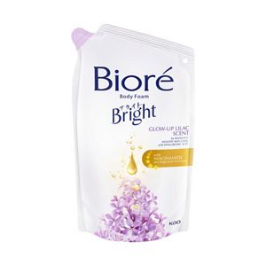 Biore Bright Body Foam Glow Up Lilac Scent 400ml Pouch