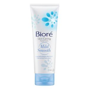 Biore Skin Caring Facial Foam Mild Smooth 100g