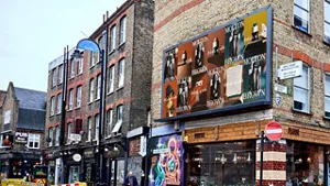 Artists of Noteのロンドンビルボード広告の画像