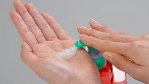 モイストブーストトリートメントの半透明のうるぷるテクスチャー