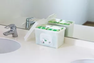 トイレに設置された職場のロリエ