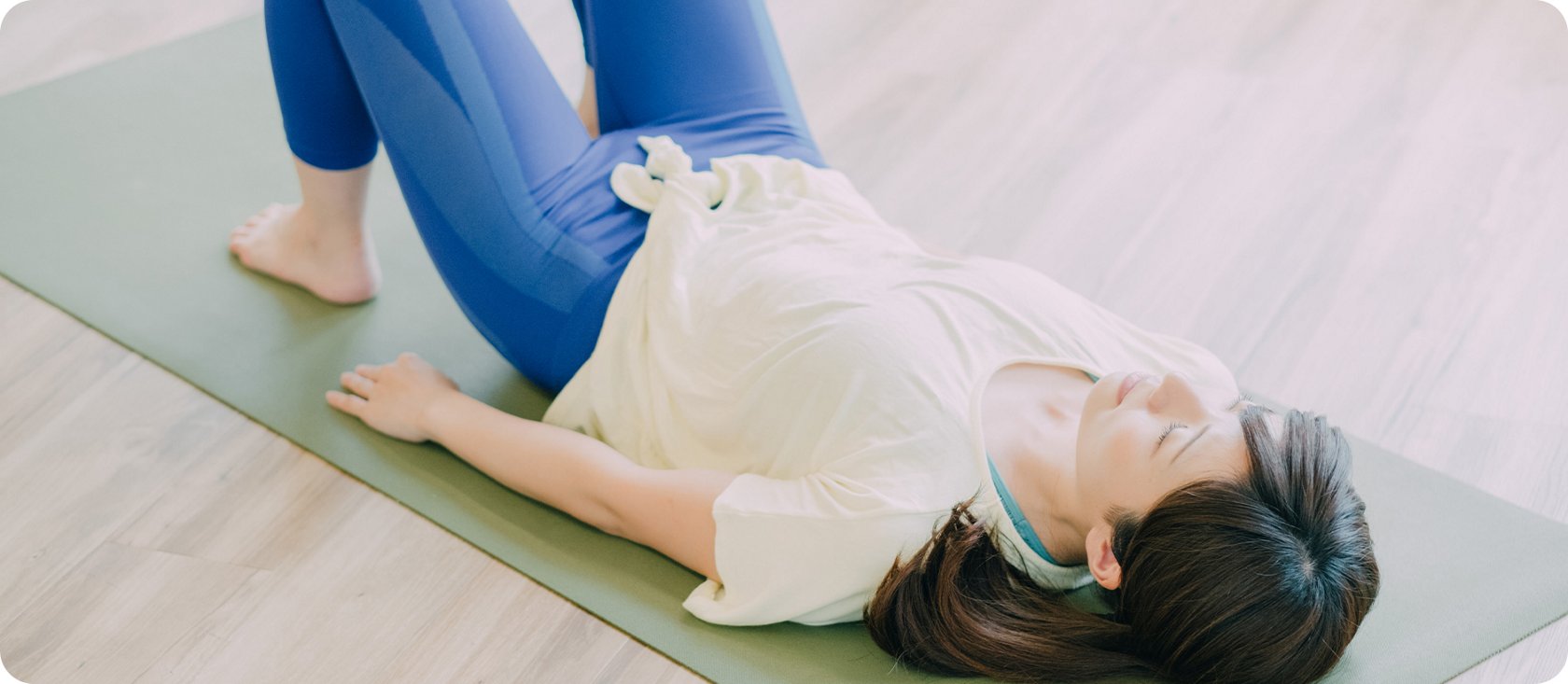 尿尿 更年期はゆるみが加速！骨盤底筋トレーニングを習慣に「尿もれ」対策を【専門医が解説】 | フェムケアお役立ち情報 オトナ女性のための基礎知識 | 尿もれに悩むオトナ女性に。FemCare  LAB | 花王
