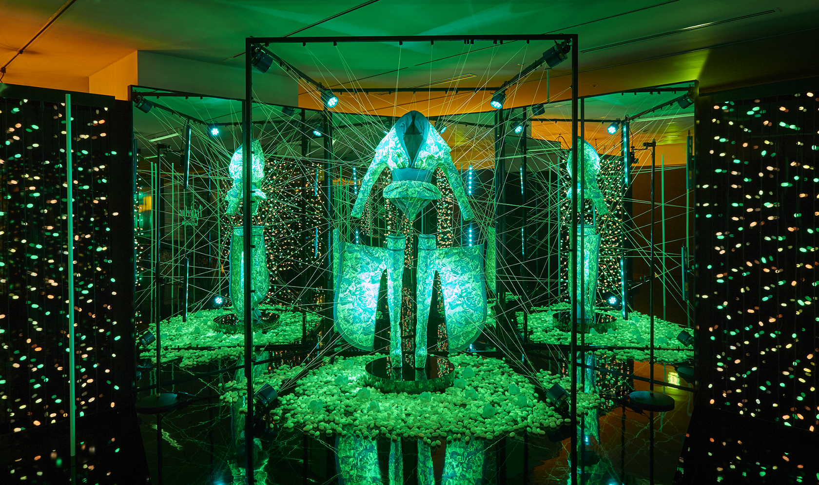 花王の顔 花王とスプツニ子 が導き出した イノベーションを生む 最強コラボ の方程式