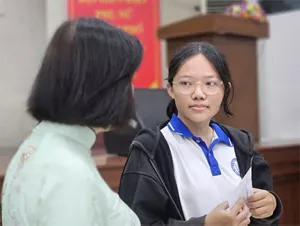 Nữ sinh ĐH Y Dược TP HCM Trần Đỗ Thanh Thanh chưa bao giờ nản chí, ước mơ lớn nhất của em là trở thành bác sĩ