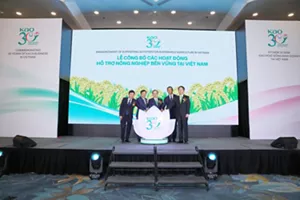 Photograph shows a KAO 30th-anniversary ceremony announcing support for sustainable agriculture in Vietnam.
