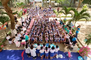 Hướng dẫn trẻ em về nhận thức vệ sinh tại khuôn viên trường học