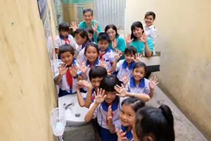 Hướng dẫn trẻ em rửa tay