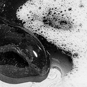 Desktop PDP - Cleansers (600 x 600 px) - Charcoal Cleanser Asset 4 - Desktop