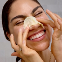 HOW TO USE - Desktop Assets - Pore Refining Foaming Nose Mask Asset 2 - Desktop 