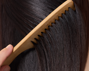 Group shot of Goldwell's Dualsenses Rich Repair range with IntraLipid that nourishes and restores dry to damaged hair. Including Restoring Shampoo, Restoring Conditioner, Restoring Serum Spray, 6 Effects Serum and 60 Sec Treatment