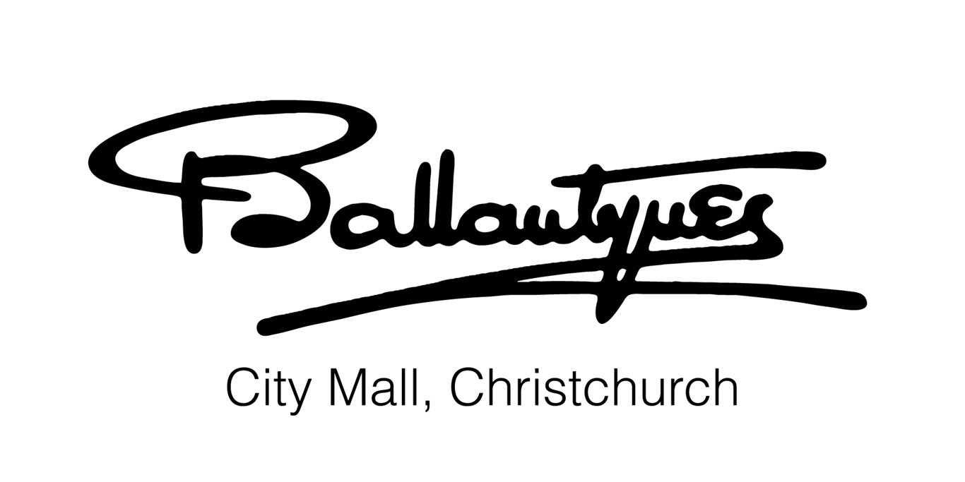 Адам смит актёр. Брайан джейкоб смит. J h logo. H j smith. Брайан джейкоб смит личная жизнь.