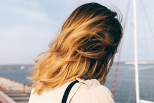 Women with golden brown hair at the beach