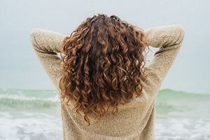 Men's Surfer Beach Hair | Surfer hair, Curly hair styles, Curly hair men