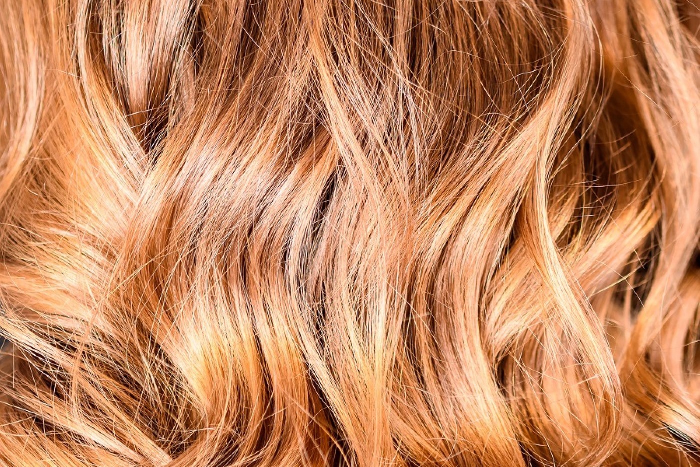 https://kao-h.assetsadobe3.com/is/image/content/dam/sites/kaousa/www-johnfrieda-com/master/blog/article-content/balayage-vs-highlights2-rev1200.jpg?fmt=jpeg&qlt=100&wid=1400