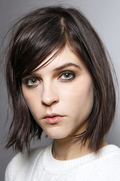 9 Fringe Hairstyles For Your Face Shape | John Frieda