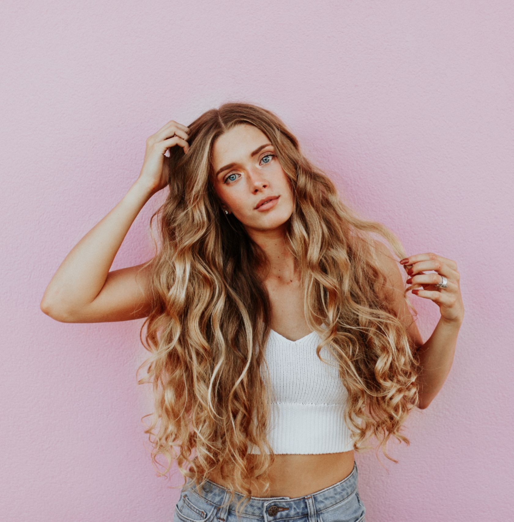 4 Hairstyles For Curly Frizzy Hair Expert Styling Tips