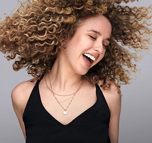 john-frieda-frizz-ease-cropped-2018