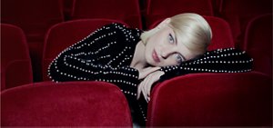 john-frieda-product-overview-sheer-blonde-banner-mobile