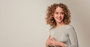 john-frieda-carefree-curls-banner