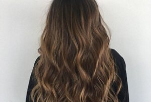 Dark bronde hair with babylights