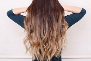 High contrast bronde hair