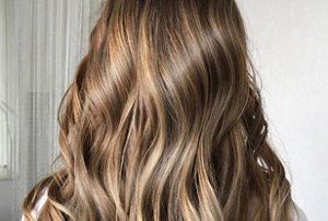 Honey bronde hair