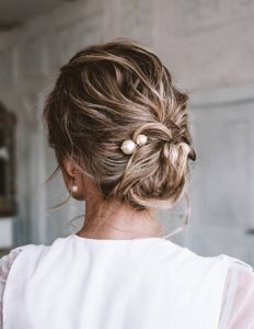34 Gorgeous Short Wedding Hairstyles and Bridal Hair Ideas
