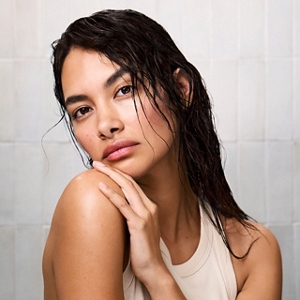 KS_Scalp2026_Brand_KeyVisual_Danea_Wet1