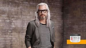 kms tame frizz smoothing reconstructor