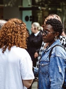 KMS-HAIR-embrace-your-hair-texture-curly-straight_teaser