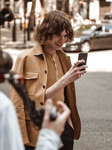 KMS-HAIR-embrace-your-hair-texture-waves-hairstyling