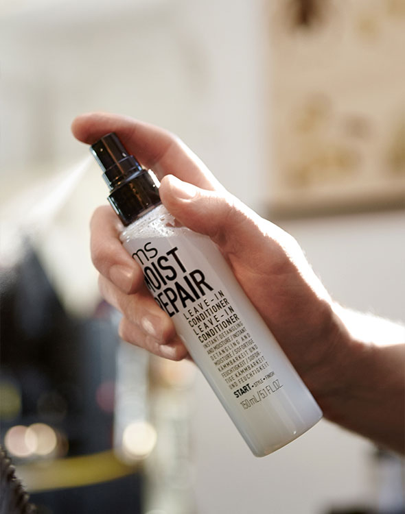 MOISTREPAIR Leave-In Conditioner MOISTREPAIR Leave-In Conditioner